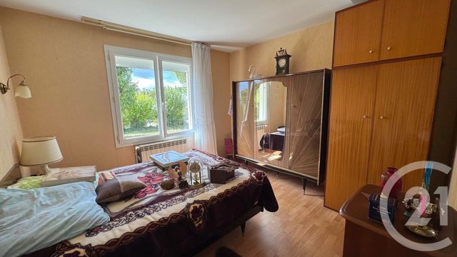 Afficher la photo en grand maison à vendre - 4 pièces - 87.9 m2 - LES GONDS - 17 - POITOU-CHARENTES - Century 21 Agence De L'Europe