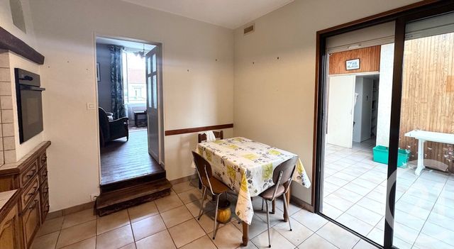 maison à vendre - 4 pièces - 108.4 m2 - SAINTES - 17 - POITOU-CHARENTES - Century 21 Agence De L'Europe