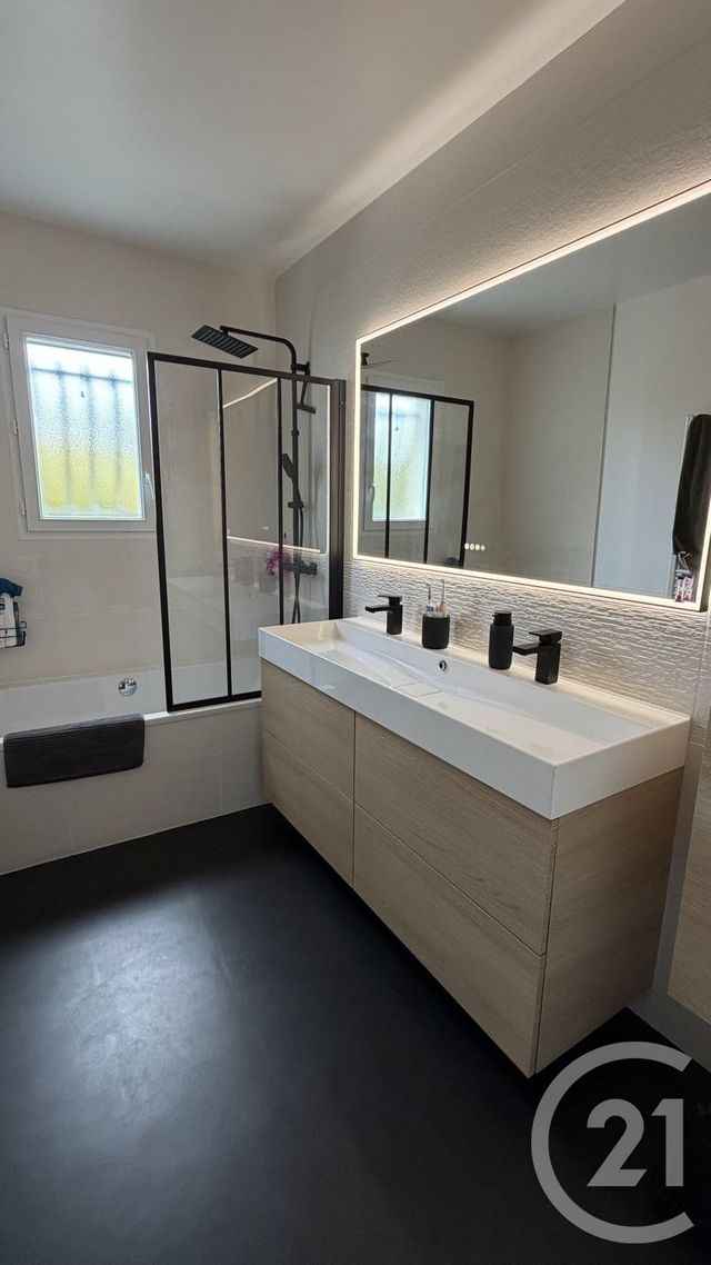 maison à vendre - 4 pièces - 90.69 m2 - COURCOURY - 17 - POITOU-CHARENTES - Century 21 Agence De L'Europe