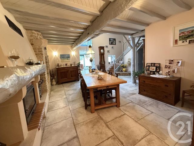 maison à vendre - 7 pièces - 229.37 m2 - GRANDJEAN - 17 - POITOU-CHARENTES - Century 21 Agence De L'Europe