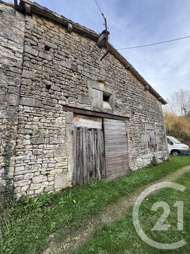 maison à vendre - 7 pièces - 229.37 m2 - GRANDJEAN - 17 - POITOU-CHARENTES - Century 21 Agence De L'Europe