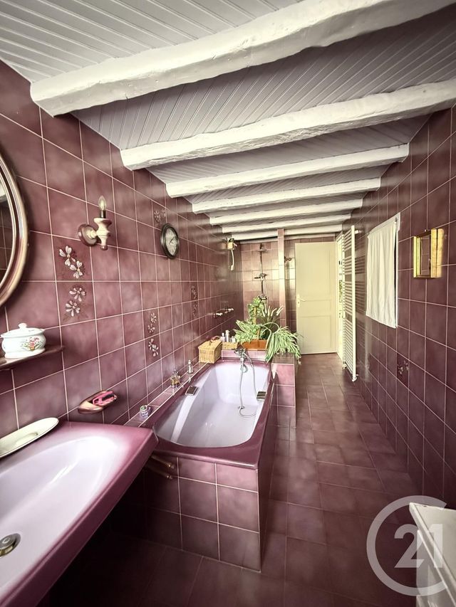 maison à vendre - 7 pièces - 229.37 m2 - GRANDJEAN - 17 - POITOU-CHARENTES - Century 21 Agence De L'Europe