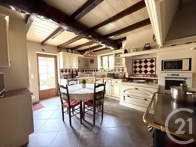 maison à vendre - 7 pièces - 229.37 m2 - GRANDJEAN - 17 - POITOU-CHARENTES - Century 21 Agence De L'Europe