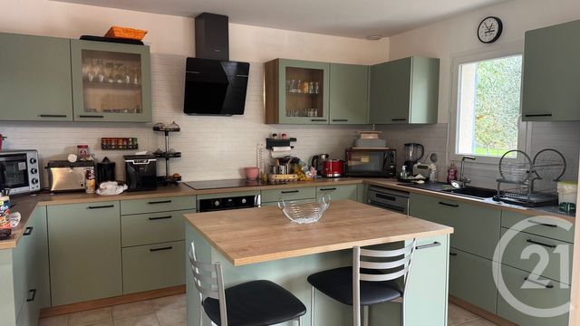 maison à vendre - 4 pièces - 122.3 m2 - MEURSAC - 17 - POITOU-CHARENTES - Century 21 Agence De L'Europe