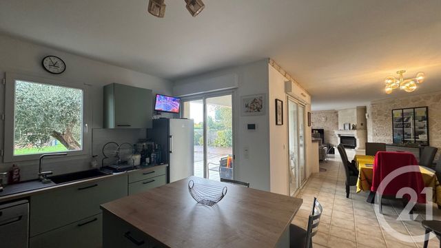 maison à vendre - 4 pièces - 122.3 m2 - MEURSAC - 17 - POITOU-CHARENTES - Century 21 Agence De L'Europe