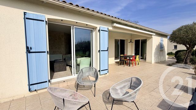 maison à vendre - 4 pièces - 122.3 m2 - MEURSAC - 17 - POITOU-CHARENTES - Century 21 Agence De L'Europe