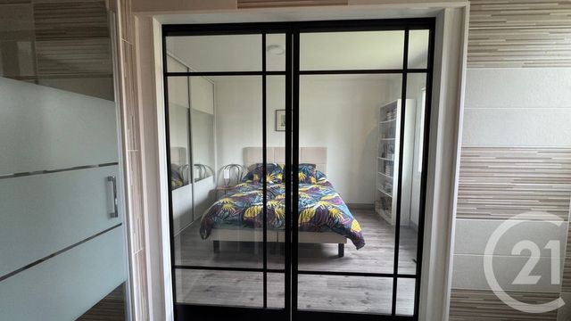 maison à vendre - 4 pièces - 122.3 m2 - MEURSAC - 17 - POITOU-CHARENTES - Century 21 Agence De L'Europe