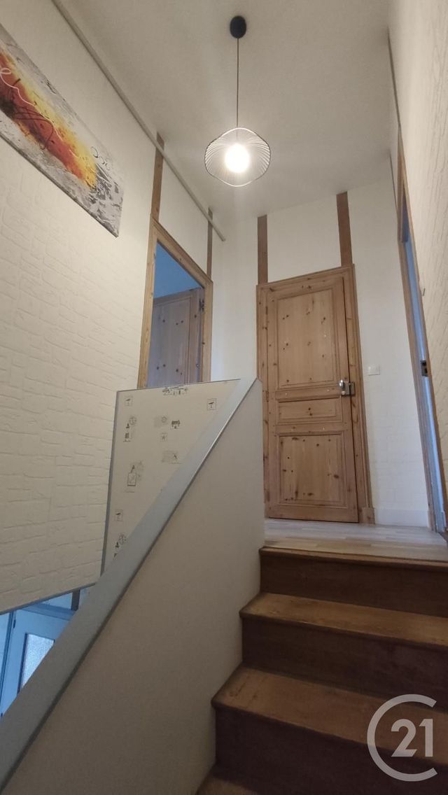 maison à vendre - 4 pièces - 81.18 m2 - SAINTES - 17 - POITOU-CHARENTES - Century 21 Agence De L'Europe