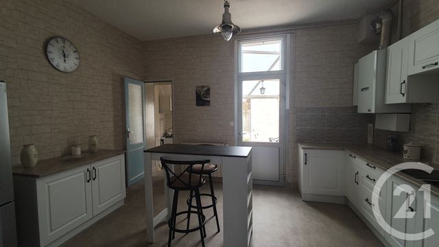 maison à vendre - 4 pièces - 81.18 m2 - SAINTES - 17 - POITOU-CHARENTES - Century 21 Agence De L'Europe