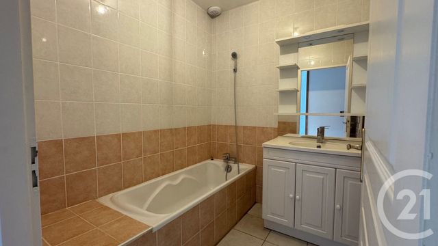 maison à vendre - 3 pièces - 77.59 m2 - FONTCOUVERTE - 17 - POITOU-CHARENTES - Century 21 Agence De L'Europe