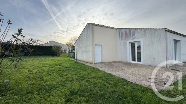 maison à vendre - 3 pièces - 77.59 m2 - FONTCOUVERTE - 17 - POITOU-CHARENTES - Century 21 Agence De L'Europe