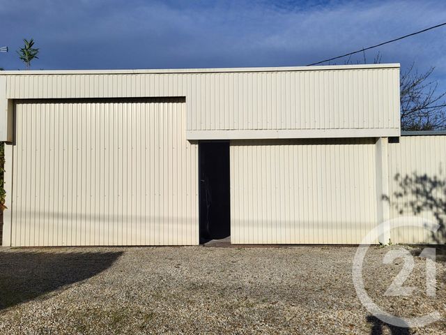 maison à vendre - 5 pièces - 152.0 m2 - SAINTES - 17 - POITOU-CHARENTES - Century 21 Agence De L'Europe