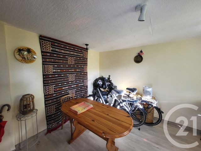 maison à vendre - 5 pièces - 152.0 m2 - SAINTES - 17 - POITOU-CHARENTES - Century 21 Agence De L'Europe