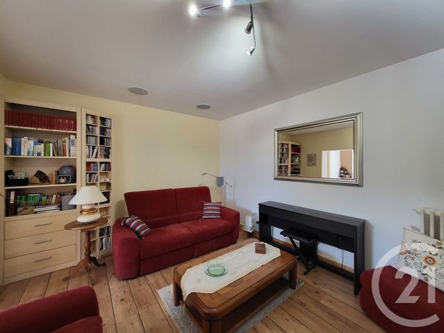 maison à vendre - 5 pièces - 152.0 m2 - SAINTES - 17 - POITOU-CHARENTES - Century 21 Agence De L'Europe