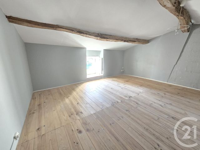 maison à vendre - 5 pièces - 172.65 m2 - VARZAY - 17 - POITOU-CHARENTES - Century 21 Agence De L'Europe