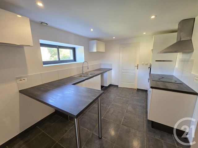 maison à vendre - 5 pièces - 172.65 m2 - VARZAY - 17 - POITOU-CHARENTES - Century 21 Agence De L'Europe