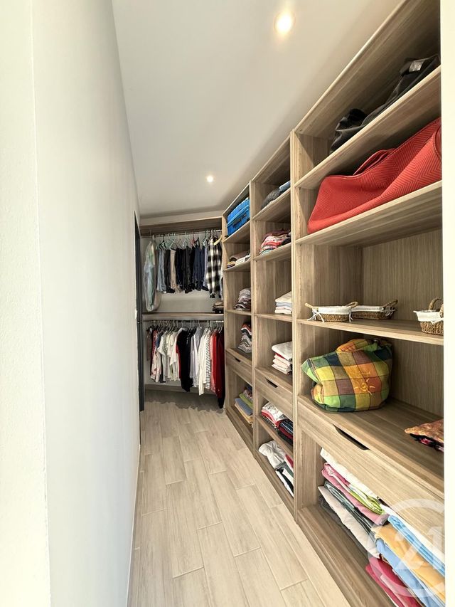 maison à vendre - 4 pièces - 119.46 m2 - SAINTES - 17 - POITOU-CHARENTES - Century 21 Agence De L'Europe