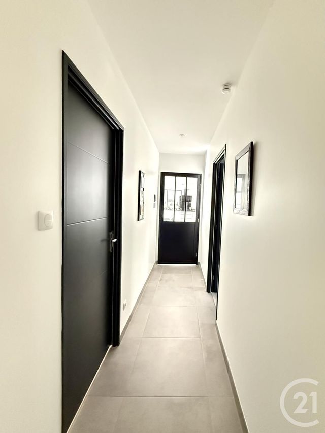 maison à vendre - 4 pièces - 119.46 m2 - SAINTES - 17 - POITOU-CHARENTES - Century 21 Agence De L'Europe