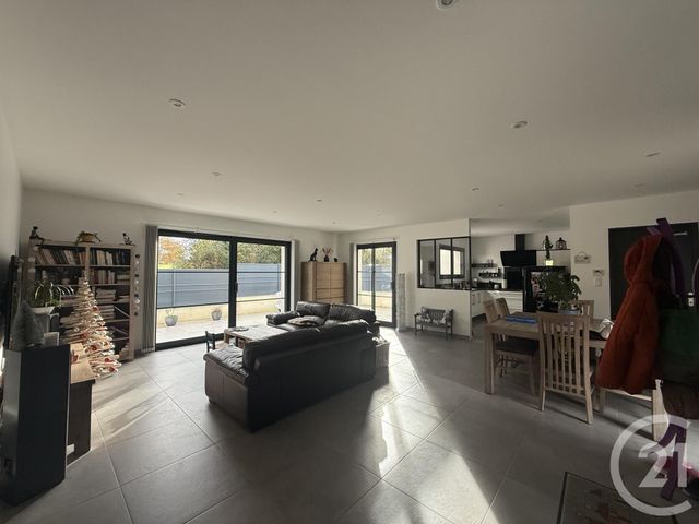 maison à vendre - 4 pièces - 119.46 m2 - SAINTES - 17 - POITOU-CHARENTES - Century 21 Agence De L'Europe