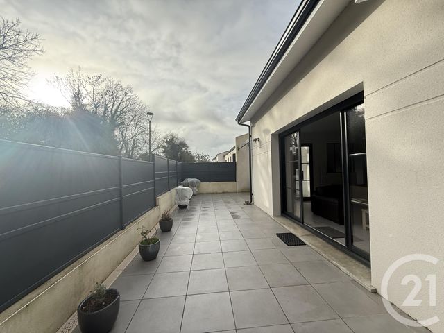 maison à vendre - 4 pièces - 119.46 m2 - SAINTES - 17 - POITOU-CHARENTES - Century 21 Agence De L'Europe