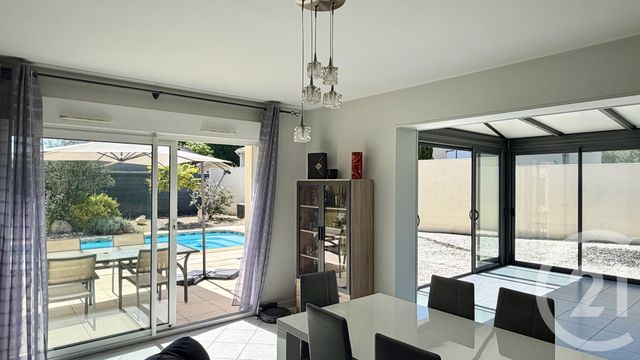 maison à vendre - 7 pièces - 150.78 m2 - CHANIERS - 17 - POITOU-CHARENTES - Century 21 Agence De L'Europe