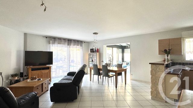 maison à vendre - 7 pièces - 150.78 m2 - CHANIERS - 17 - POITOU-CHARENTES - Century 21 Agence De L'Europe