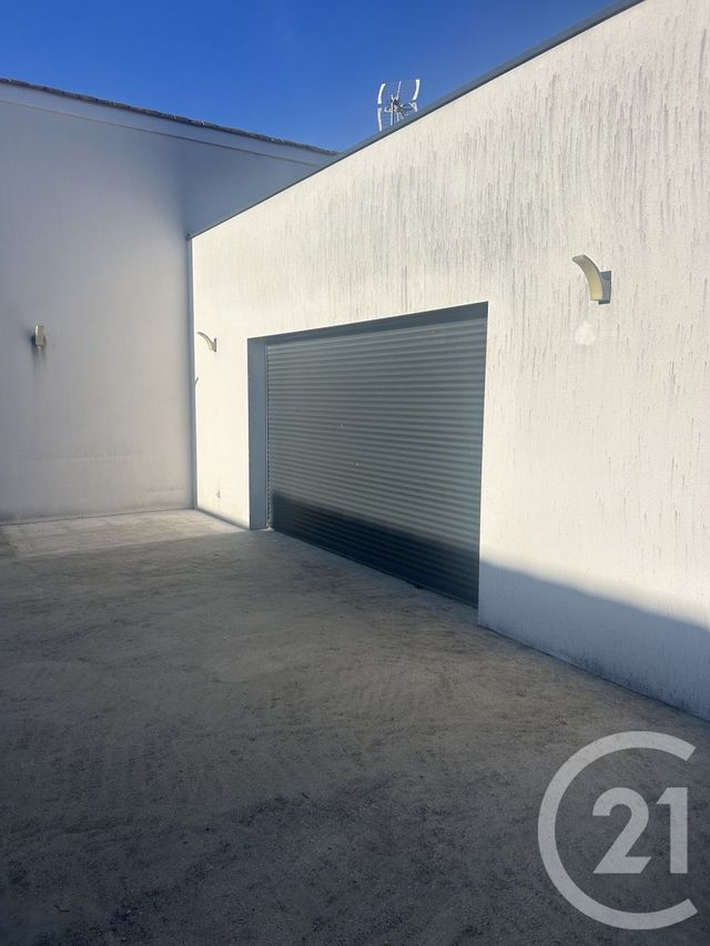 maison à louer - 4 pièces - 105.0 m2 - LES GONDS - 17 - POITOU-CHARENTES - Century 21 Agence De L'Europe