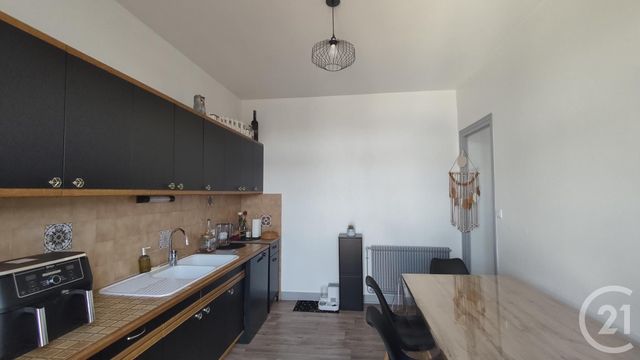 maison à vendre - 3 pièces - 63.5 m2 - SAINTES - 17 - POITOU-CHARENTES - Century 21 Agence De L'Europe