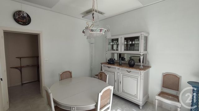 maison à vendre - 5 pièces - 120.0 m2 - SAINTES - 17 - POITOU-CHARENTES - Century 21 Agence De L'Europe
