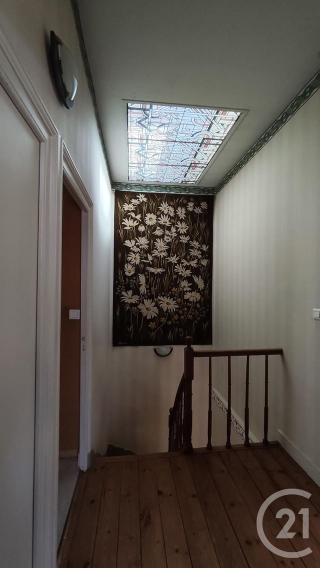 maison à vendre - 5 pièces - 120.0 m2 - SAINTES - 17 - POITOU-CHARENTES - Century 21 Agence De L'Europe