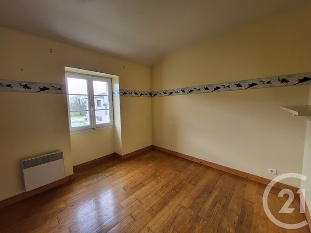 maison à vendre - 5 pièces - 144.0 m2 - ST CESAIRE - 17 - POITOU-CHARENTES - Century 21 Agence De L'Europe