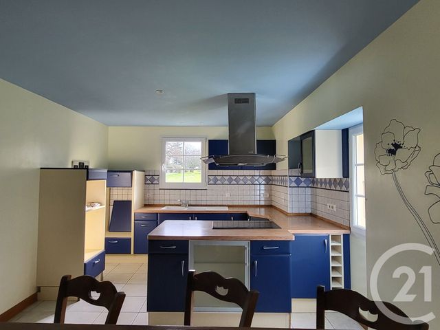 maison à vendre - 5 pièces - 144.0 m2 - ST CESAIRE - 17 - POITOU-CHARENTES - Century 21 Agence De L'Europe