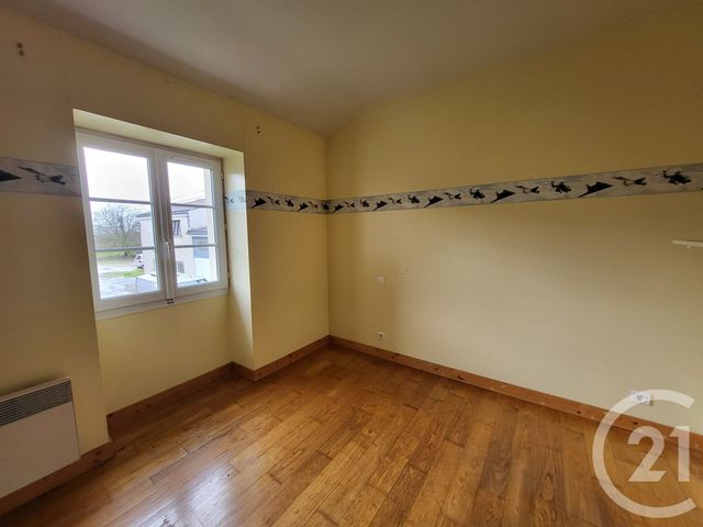 maison à vendre - 5 pièces - 144.0 m2 - ST CESAIRE - 17 - POITOU-CHARENTES - Century 21 Agence De L'Europe