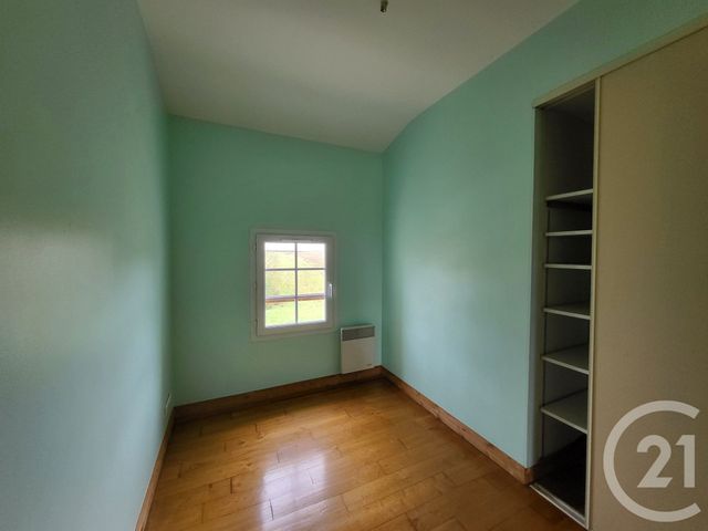 maison à vendre - 5 pièces - 144.0 m2 - ST CESAIRE - 17 - POITOU-CHARENTES - Century 21 Agence De L'Europe