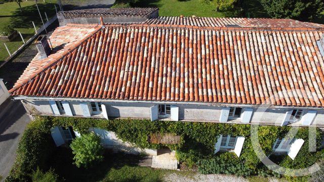 maison à vendre - 5 pièces - 177.91 m2 - MAZEROLLES - 17 - POITOU-CHARENTES - Century 21 Agence De L'Europe