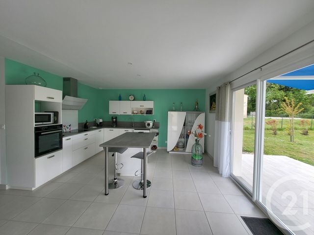 maison à vendre - 5 pièces - 99.0 m2 - SAINTES - 17 - POITOU-CHARENTES - Century 21 Agence De L'Europe