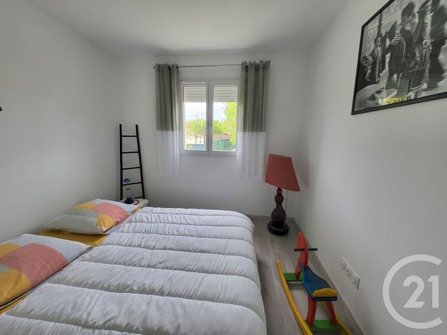 maison à vendre - 5 pièces - 99.0 m2 - SAINTES - 17 - POITOU-CHARENTES - Century 21 Agence De L'Europe