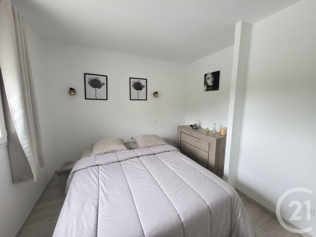 maison à vendre - 5 pièces - 99.0 m2 - SAINTES - 17 - POITOU-CHARENTES - Century 21 Agence De L'Europe