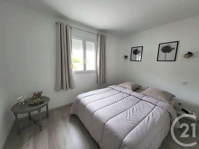 maison à vendre - 5 pièces - 99.0 m2 - SAINTES - 17 - POITOU-CHARENTES - Century 21 Agence De L'Europe