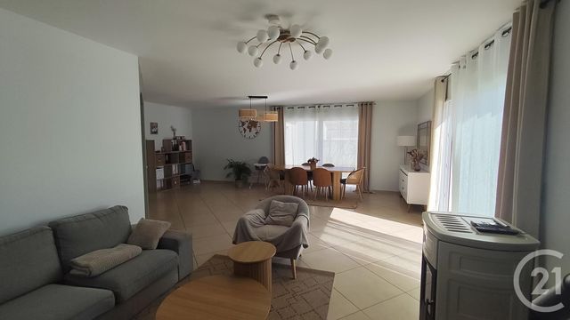 maison à vendre - 5 pièces - 144.0 m2 - SAINTES - 17 - POITOU-CHARENTES - Century 21 Agence De L'Europe