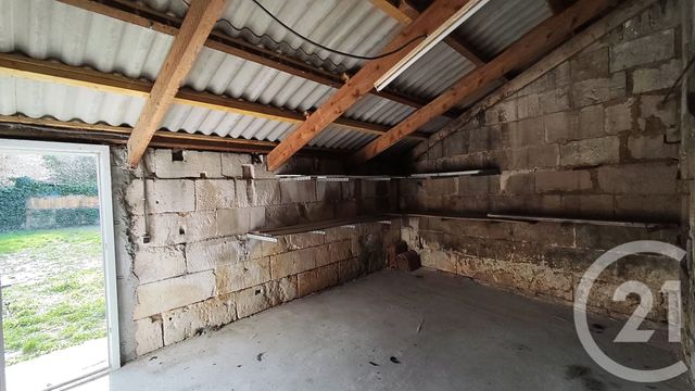 Appartement F3 à vendre - 6 pièces - 159.0 m2 - THENAC - 17 - POITOU-CHARENTES - Century 21 Agence De L'Europe