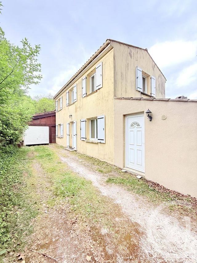 maison à vendre - 4 pièces - 111.3 m2 - SAINTES - 17 - POITOU-CHARENTES - Century 21 Agence De L'Europe