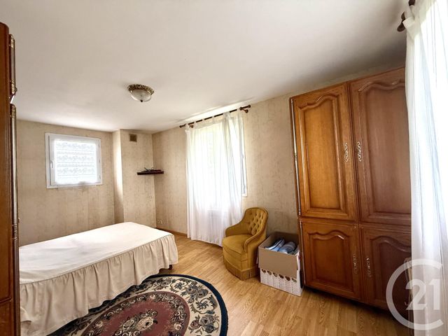 maison à vendre - 4 pièces - 111.3 m2 - SAINTES - 17 - POITOU-CHARENTES - Century 21 Agence De L'Europe