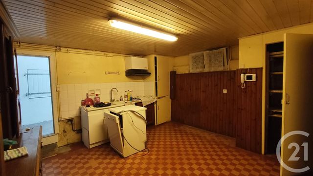 maison à vendre - 5 pièces - 83.0 m2 - SAINTES - 17 - POITOU-CHARENTES - Century 21 Agence De L'Europe