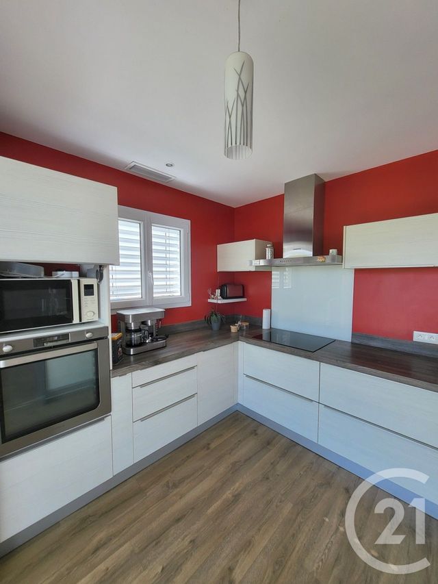 maison à vendre - 6 pièces - 151.0 m2 - BUSSAC SUR CHARENTE - 17 - POITOU-CHARENTES - Century 21 Agence De L'Europe