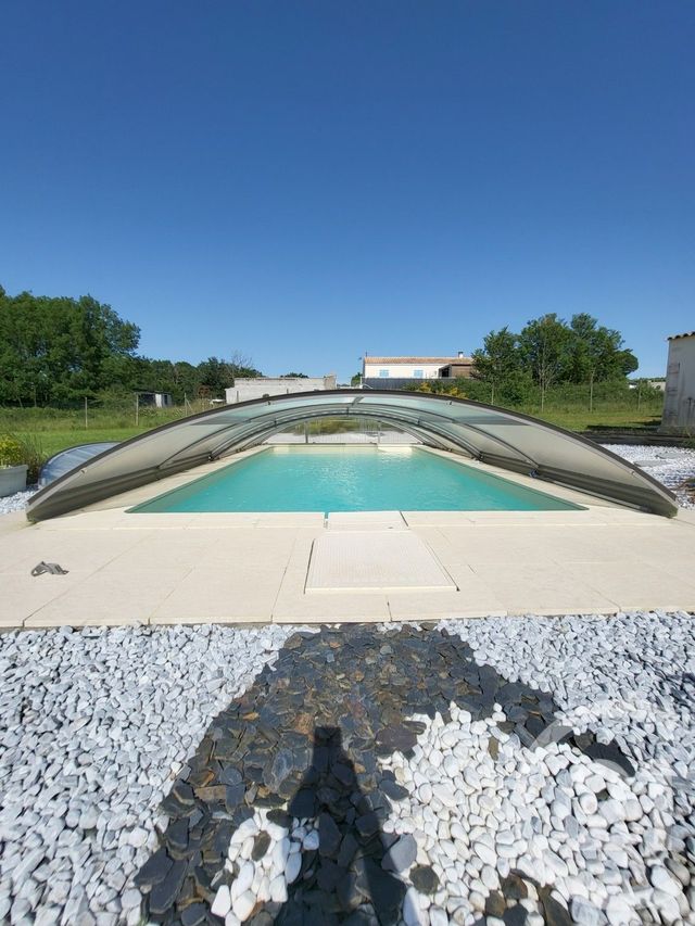 maison à vendre - 6 pièces - 151.0 m2 - BUSSAC SUR CHARENTE - 17 - POITOU-CHARENTES - Century 21 Agence De L'Europe