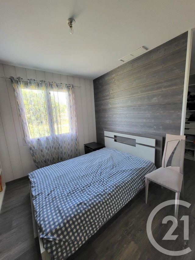 maison à vendre - 6 pièces - 151.0 m2 - BUSSAC SUR CHARENTE - 17 - POITOU-CHARENTES - Century 21 Agence De L'Europe
