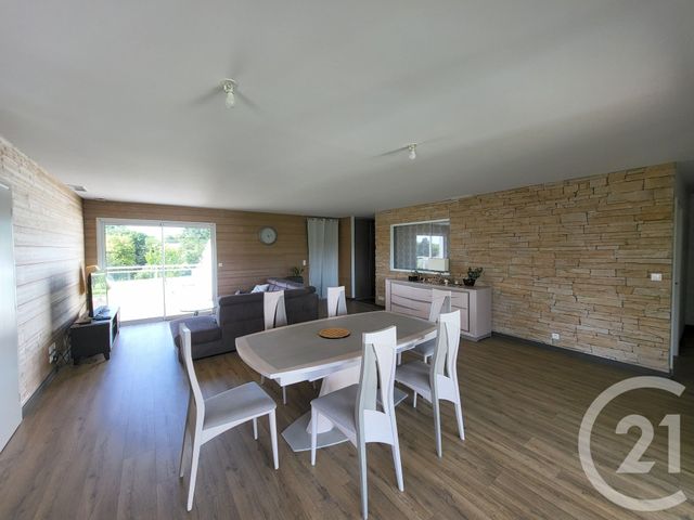 maison à vendre - 6 pièces - 151.0 m2 - BUSSAC SUR CHARENTE - 17 - POITOU-CHARENTES - Century 21 Agence De L'Europe