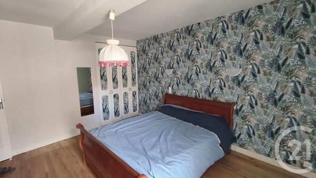 maison à vendre - 4 pièces - 77.0 m2 - SAINTES - 17 - POITOU-CHARENTES - Century 21 Agence De L'Europe