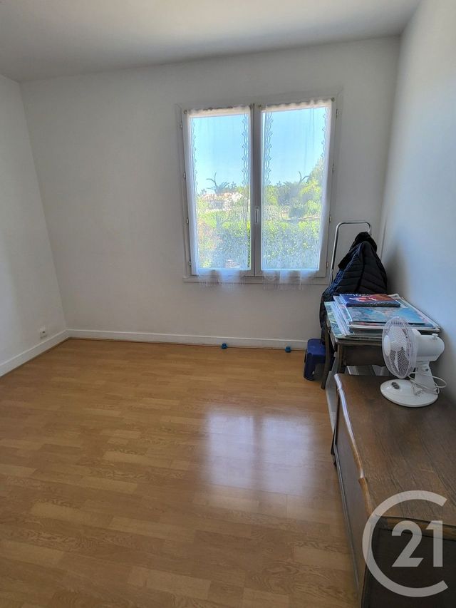 maison à vendre - 4 pièces - 94.36 m2 - CHANIERS - 17 - POITOU-CHARENTES - Century 21 Agence De L'Europe